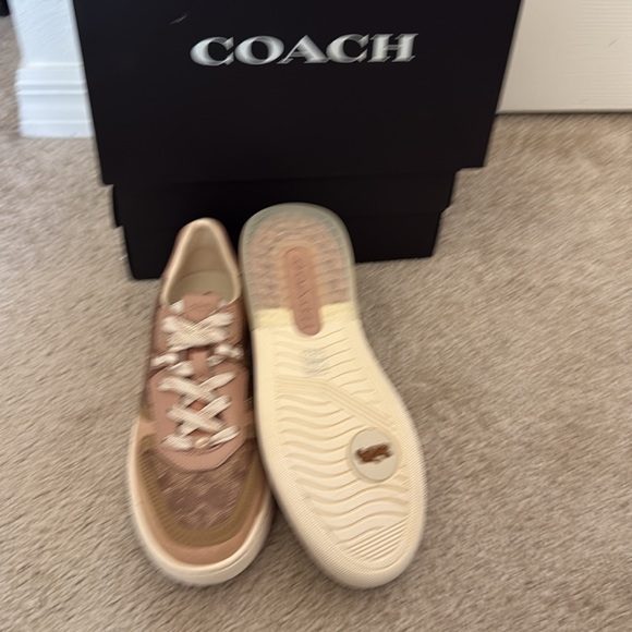 Coach Brown and Cream Sneakers Minimalist Design - Picture 3 of 3